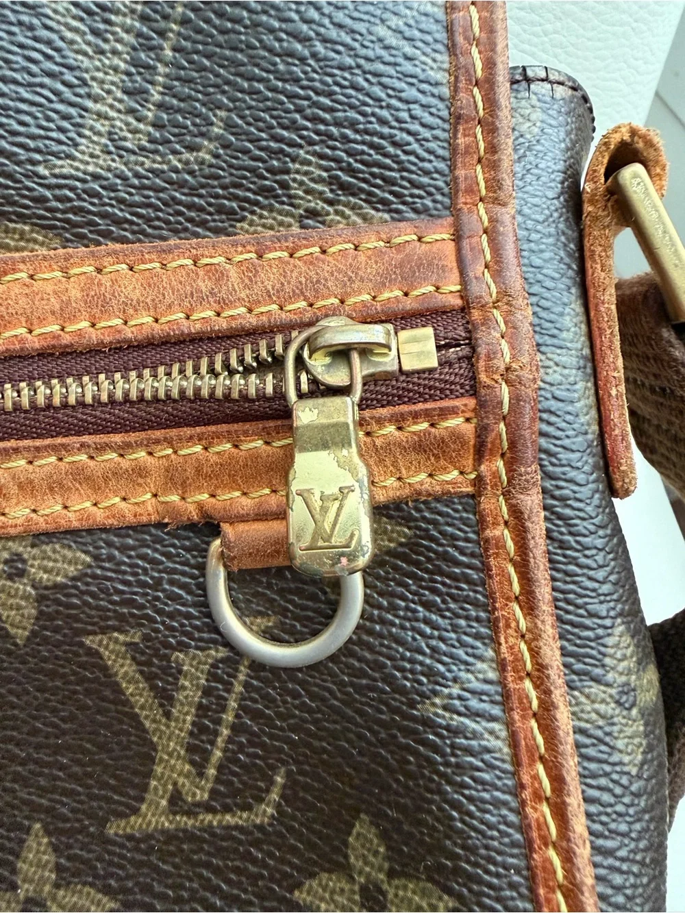 Vintage Louis Vuitton monogram bosphore messenger bag